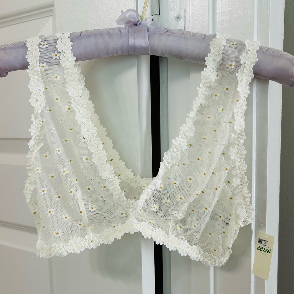New Aerie Sheer Daisy mesh bralette - Picture 4 of 11